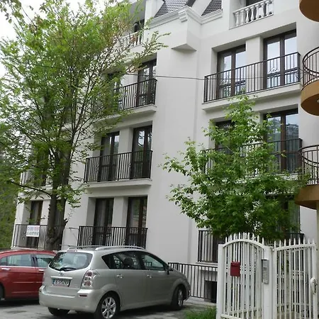 Eco Life House Appartamento Varna